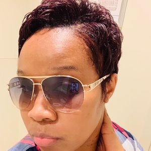 Meet your Posher, Crystal